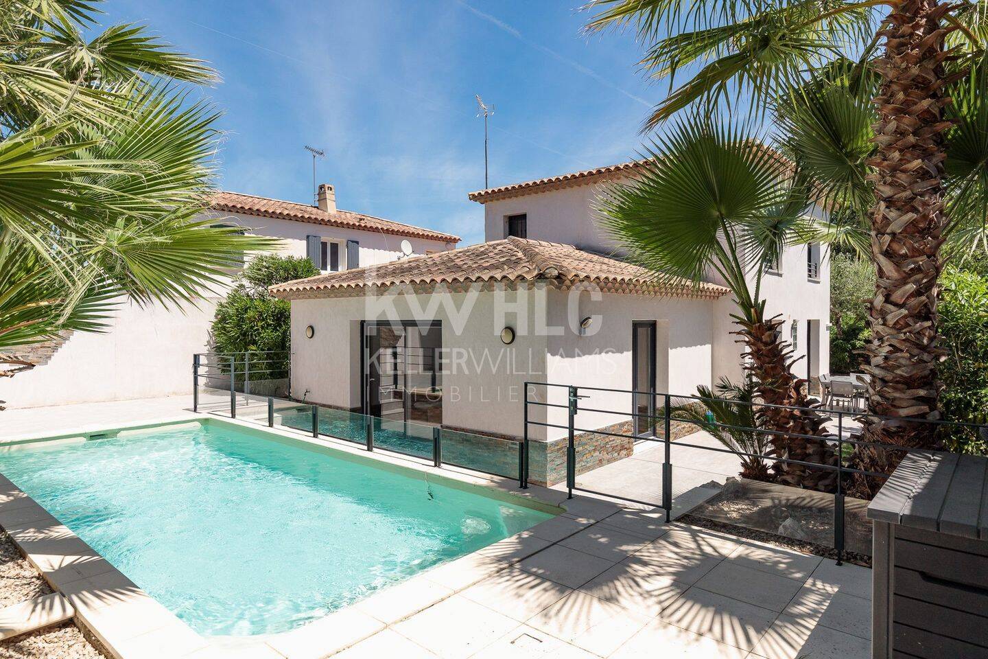 Maison 5 pièces 128 m² · à Antibes · 128 m² · 1 100 000 €
