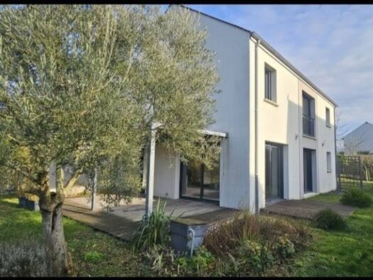 Maison à vendre 399 000 € 5 pièces 4 chambres 137 m² 601 m² de terrain Saint-Leu-d'Esserent 60340