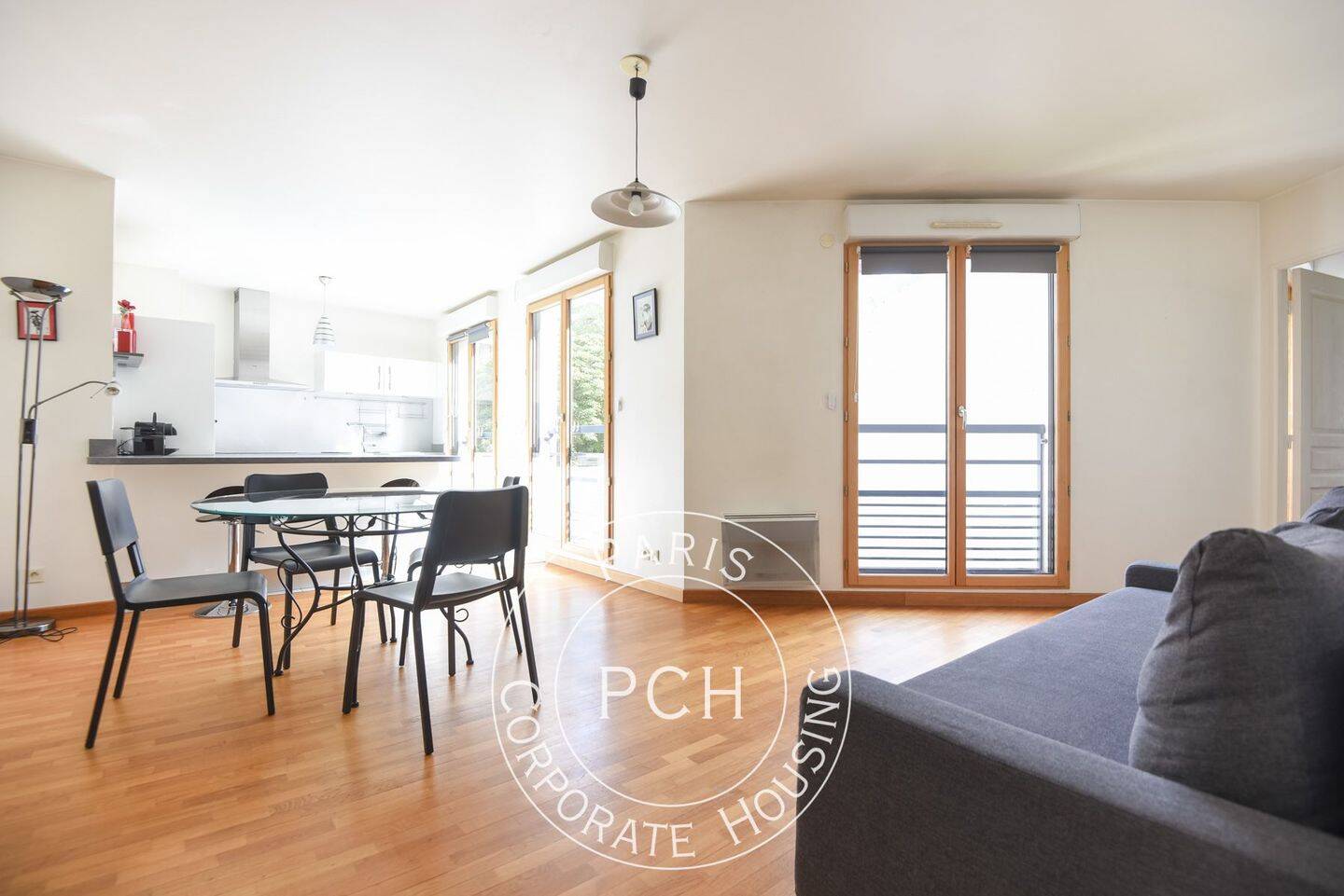 Appartement 2 pièces 56 m² · à Paris 11ème Arrondissement · 56 m² · 1 755 €