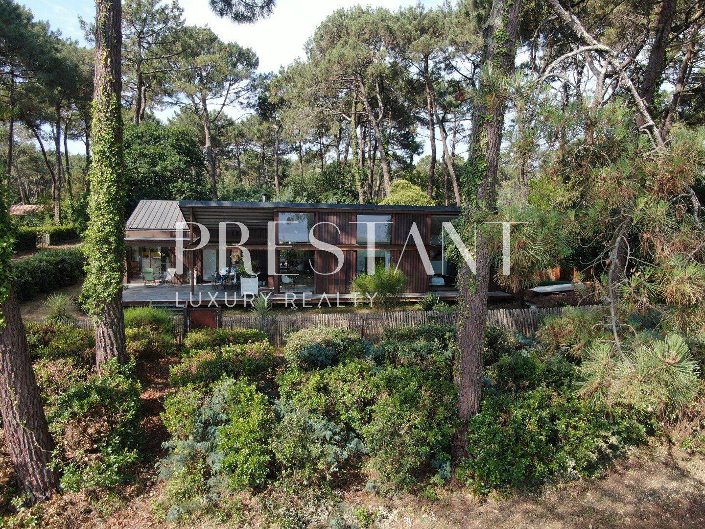Maison 5 pièces 150 m² · à Lacanau · 150 m² · 1 790 000 €