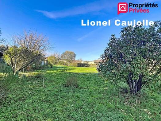 Terrain constructible à vendre 81 000 € 730 m² de terrain Rabastens 81800