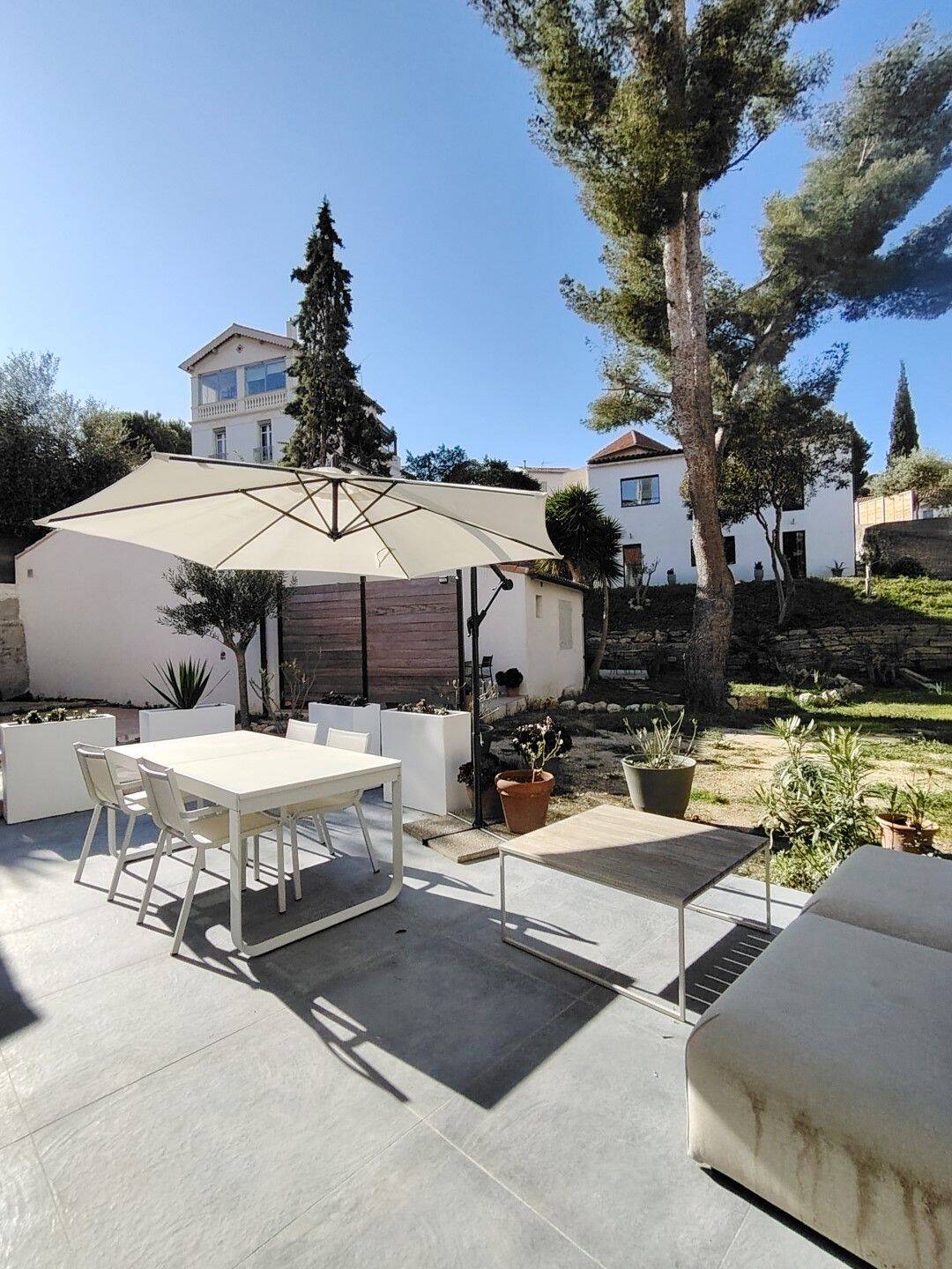 Maison 2 pièces 60 m² · à Marseille 7ème Arrondissement · 60 m² · 1 560 €