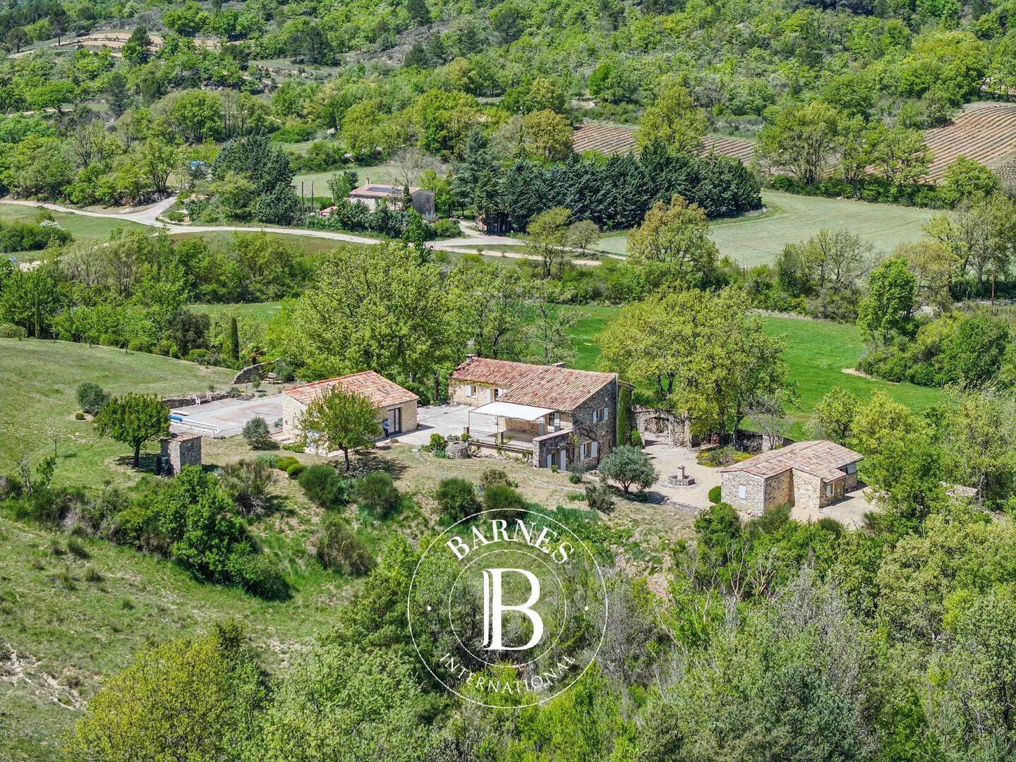 Maison 7 pièces 240 m² · à Céreste-en-Luberon · 240 m² · 1 299 000 €