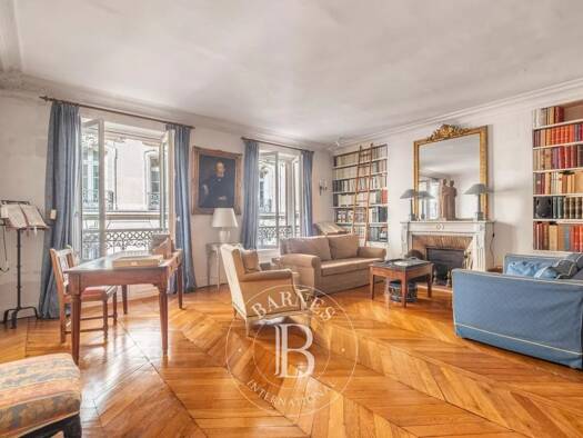 Appartement à vendre 2 250 000 € 6 pièces 4 chambres 156,3 m² Étage 1/4 Saint Thomas d'Aquin Paris 7ème arrondissement 75007
