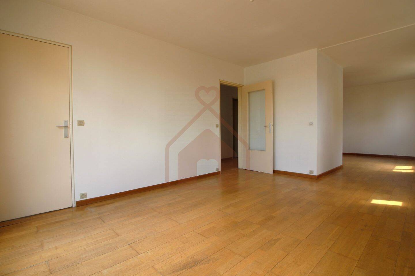 Appartement 4 pièces 108 m² · à Le Kremlin-Bicêtre · 107,6 m² · 451 500 €