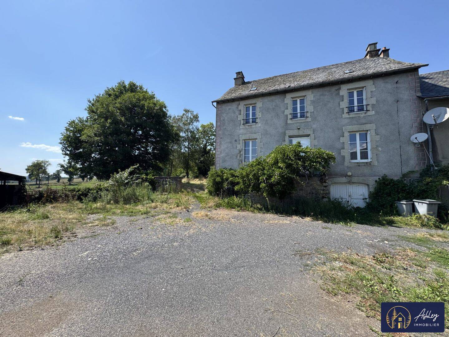 Maison 5 pièces 147 m² · à Vebret · 147 m² · 715 €