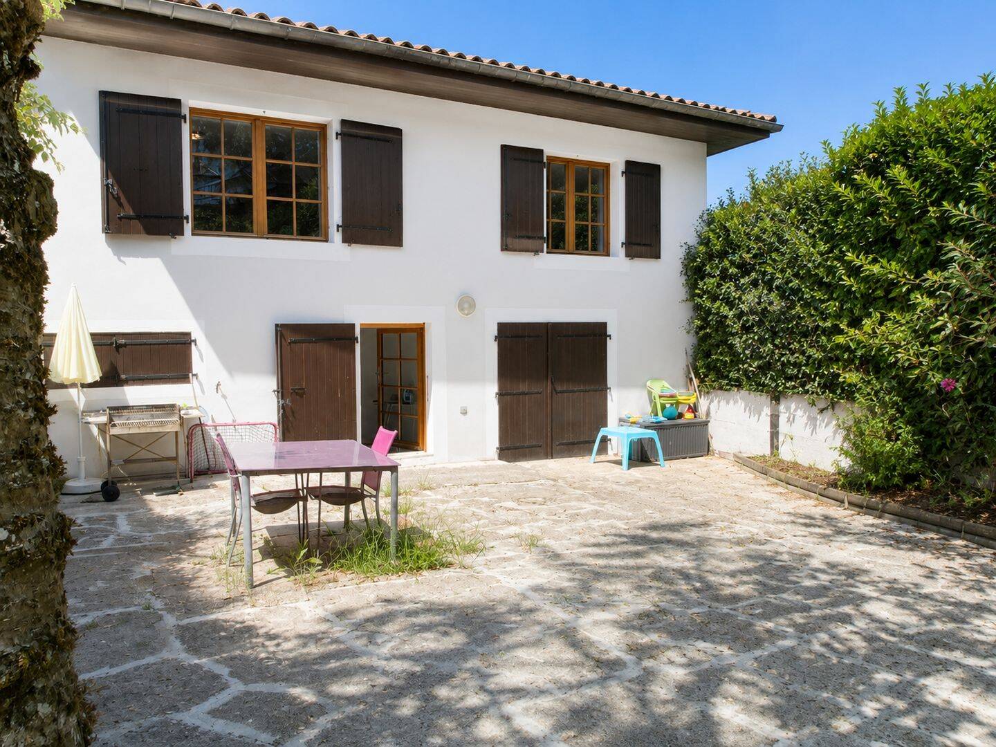 Maison 7 pièces 215 m² · à Collonges-sous-Salève · 215 m² · 999 000 €