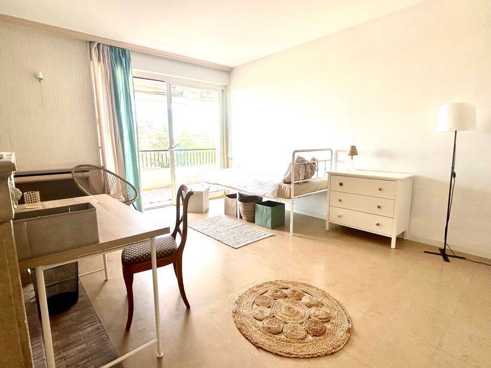 Appartement 1 pièce 17 m² · à Bron · 17 m² · 620 €