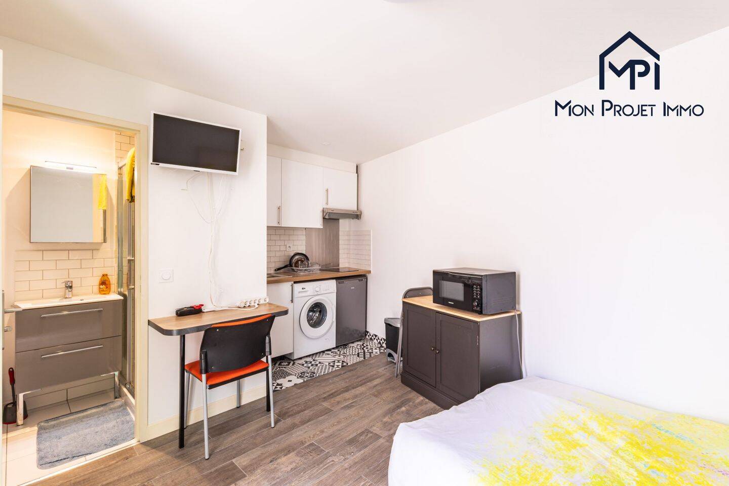 Appartement 1 pièce 16 m² · à Laval · 16 m² · 390 €