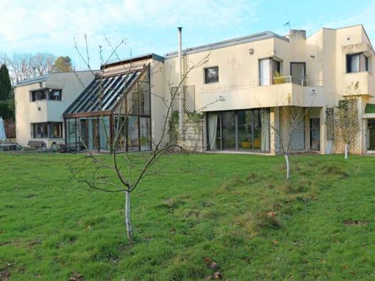 Maison à vendre 850 000 € 8 pièces 4 chambres 226 m² 3 693 m² de terrain Jouars-Pontchartrain 78760