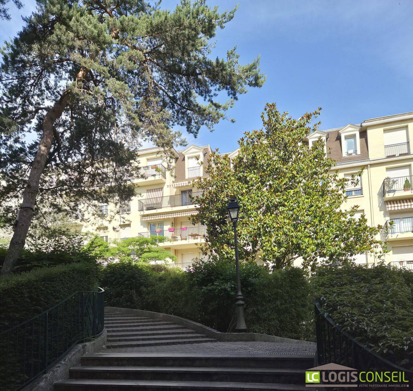 Appartement 4 pièces 96 m² · à Bourg-la-Reine · 96,3 m² · 595 000 €