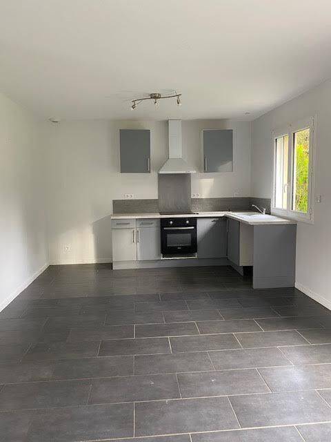 Maison 4 pièces 100 m² · à Villandraut · 100 m² · 980 €