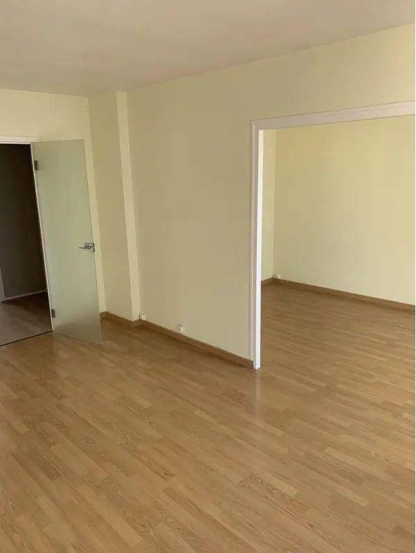 Appartement 4 pièces 68 m² · à Montargis · 68 m² · 650 €
