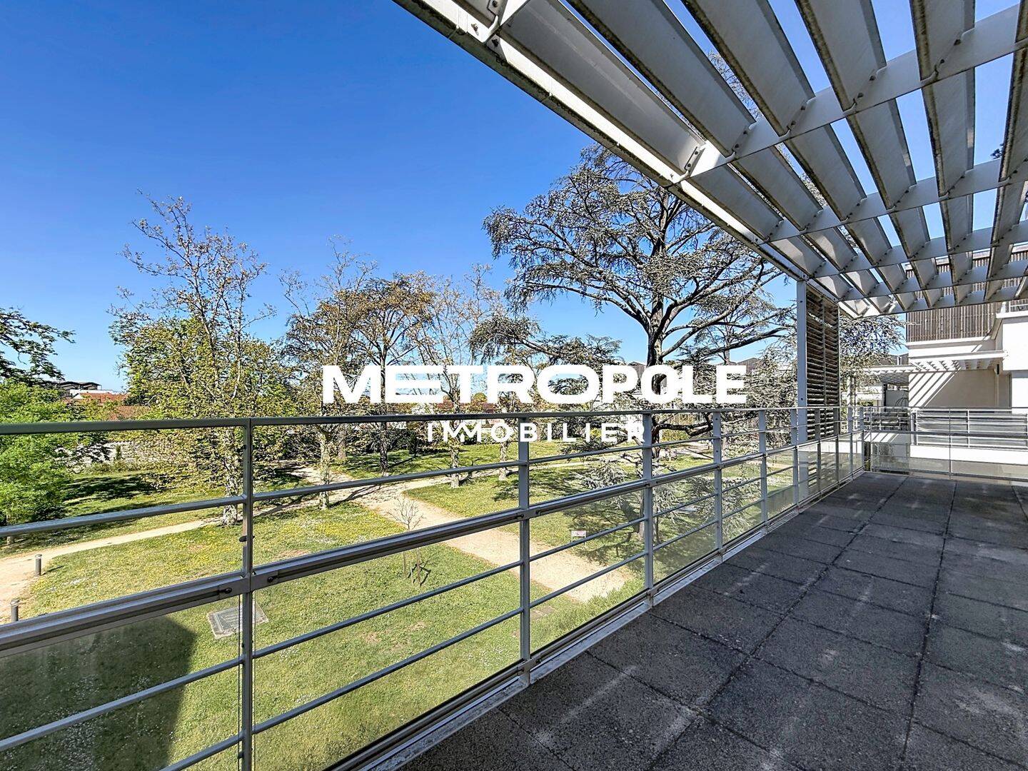 Appartement 4 pièces 87 m² · à Meyzieu · 87 m² · 299 000 €