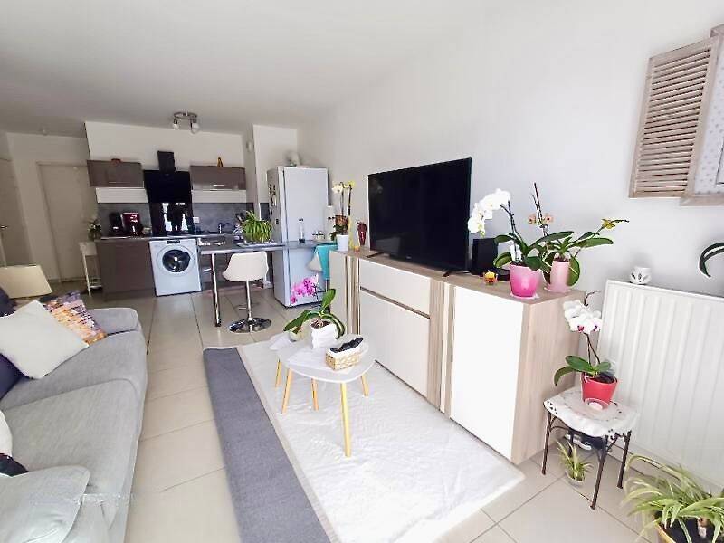 Appartement 2 pièces 40 m² · à Saint-Laurent-du-Var · 40 m² · 239 000 €