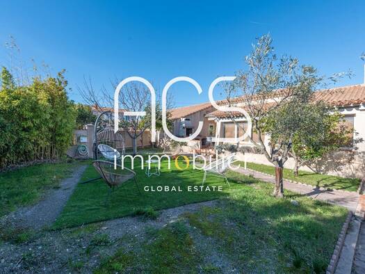 Maison de plain-pied à vendre 477 000 € 4 pièces 3 chambres 108 m² 555 m² de terrain Plaine Est Châteauneuf-les-Martigues 13220