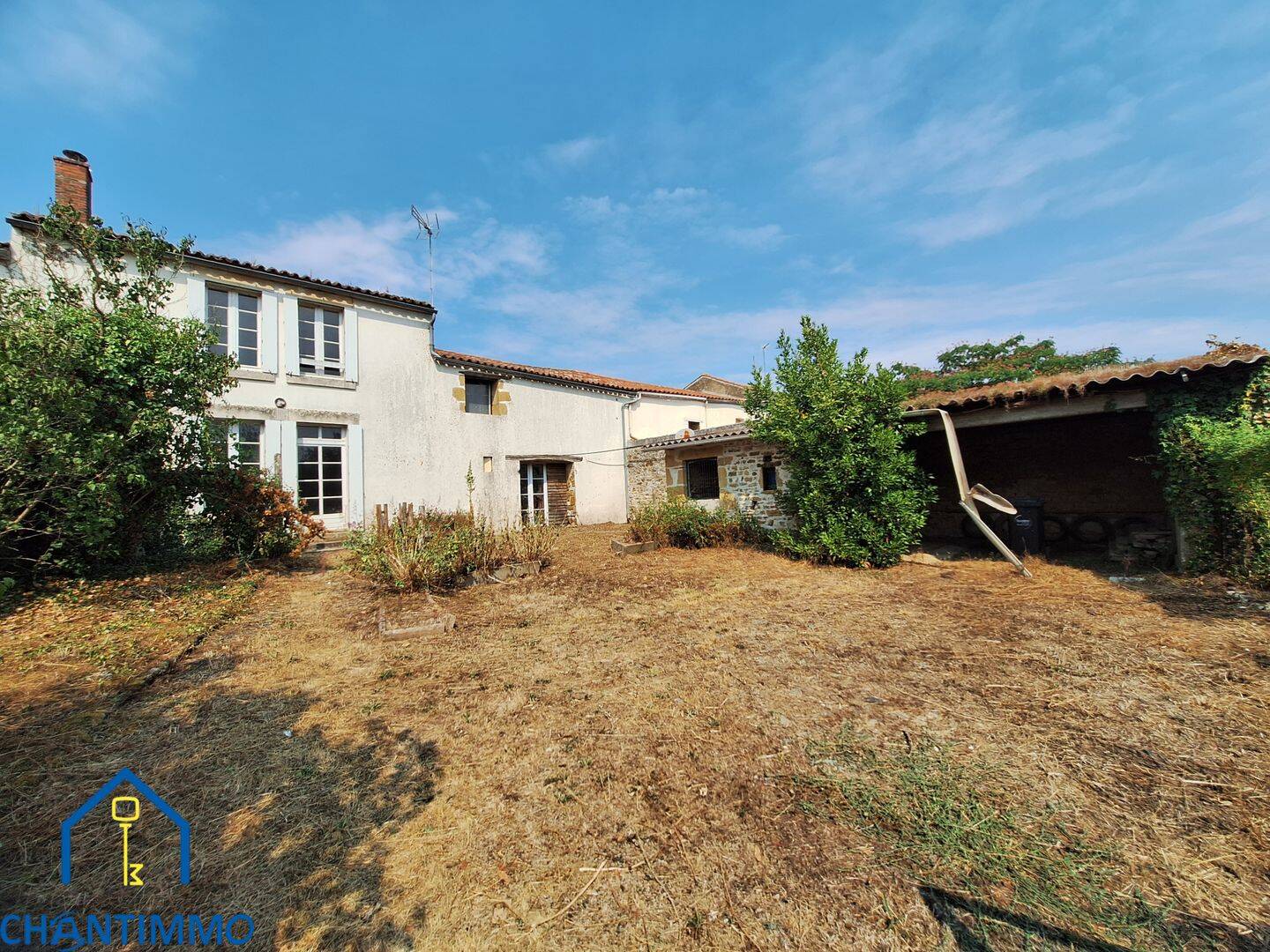 Maison 3 pièces 98 m² · à La Caillère-Saint-Hilaire · 98,5 m² · 44 000 €