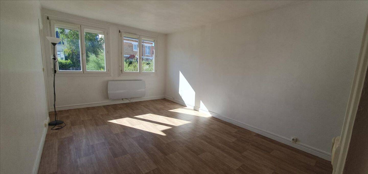 Appartement 3 pièces 59 m² · à Nanterre · 59 m² · 1 290 €