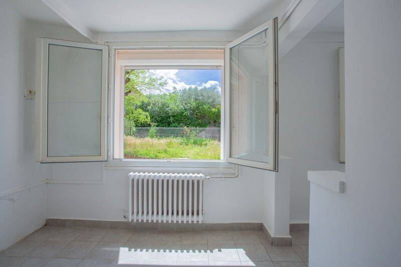 Maison 5 pièces 85 m² · à Collias · 85 m² · 230 000 €