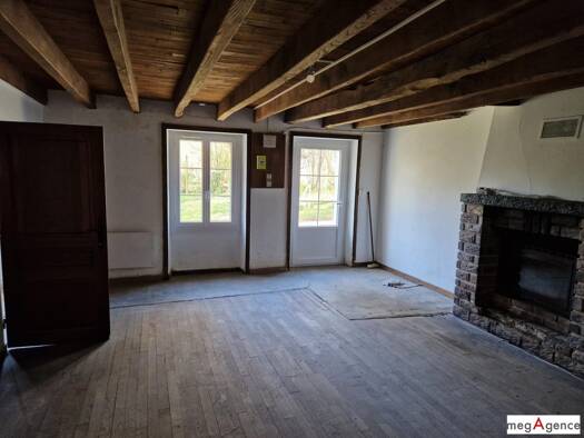 Maison à vendre 98 000 € 3 pièces 2 chambres 81 m² 395 m² de terrain La Chapelle-de-Brain 35660