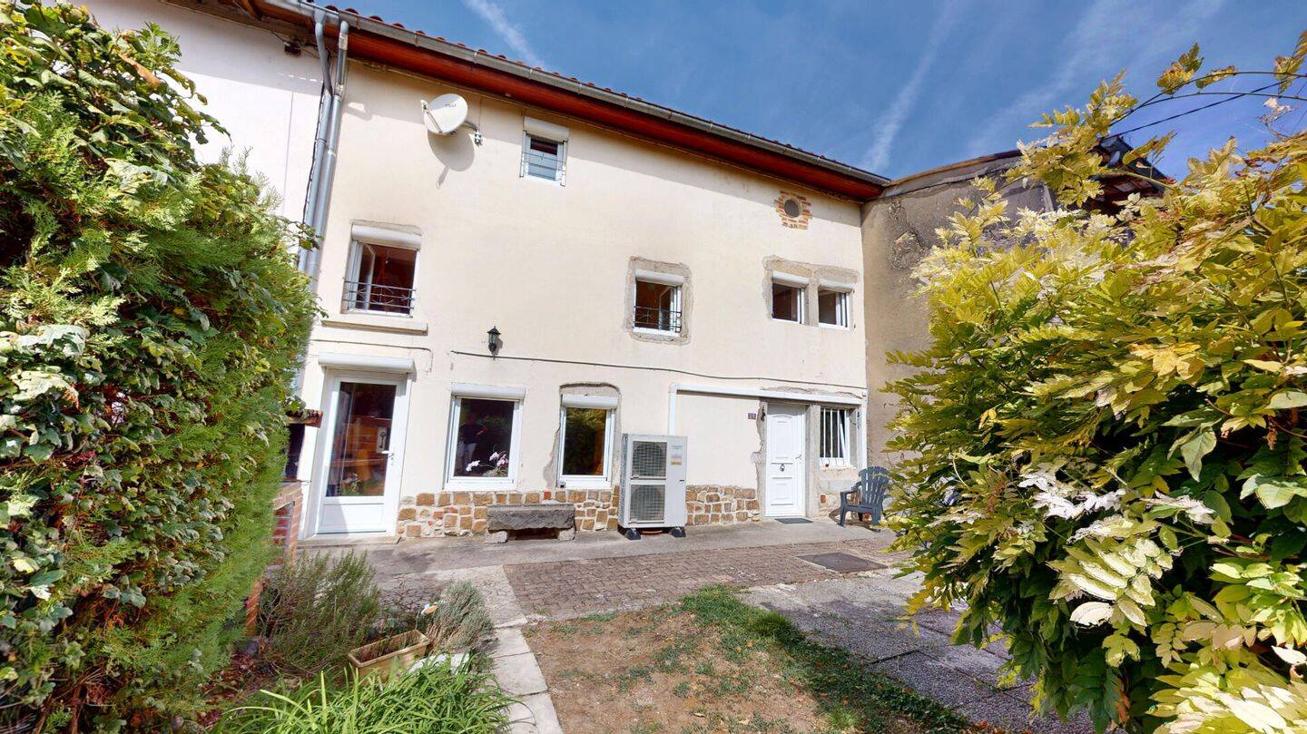 Maison 5 pièces 159 m² · à Saint-Maurice-de-Rémens · 158,7 m² · 199 500 €