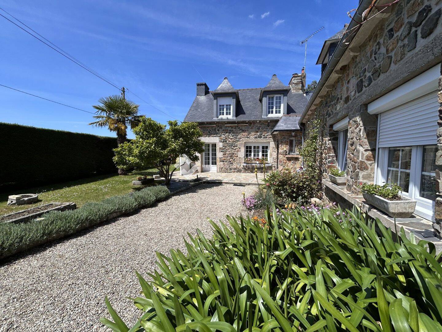 Maison 9 pièces 181 m² · à Hillion · 181 m² · 434 700 €