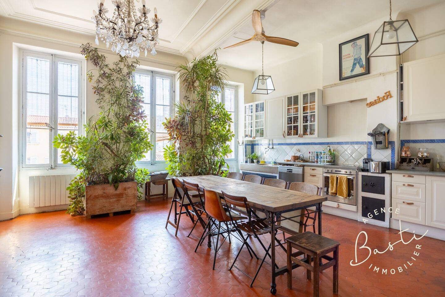 Appartement 5 pièces 155 m² · à Marseille 1er Arrondissement · 155 m² · 395 000 €