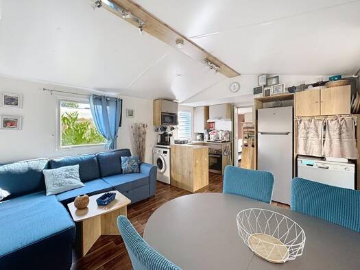 Maison à louer 800 € 4 pièces 3 chambres 40 m² 100 m² de terrain Reyran Fréjus 83600