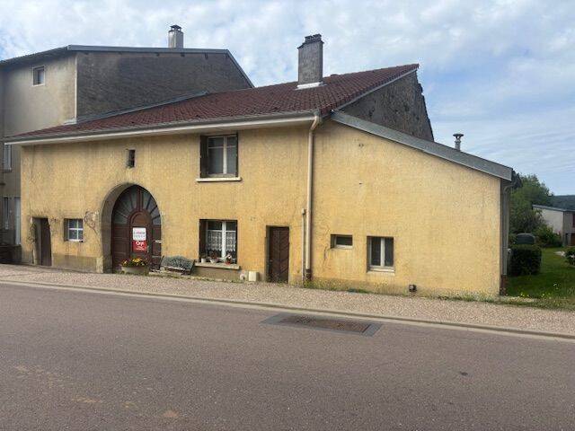 Maison 4 pièces 102 m² · à Removille · 102 m² · 39 000 €