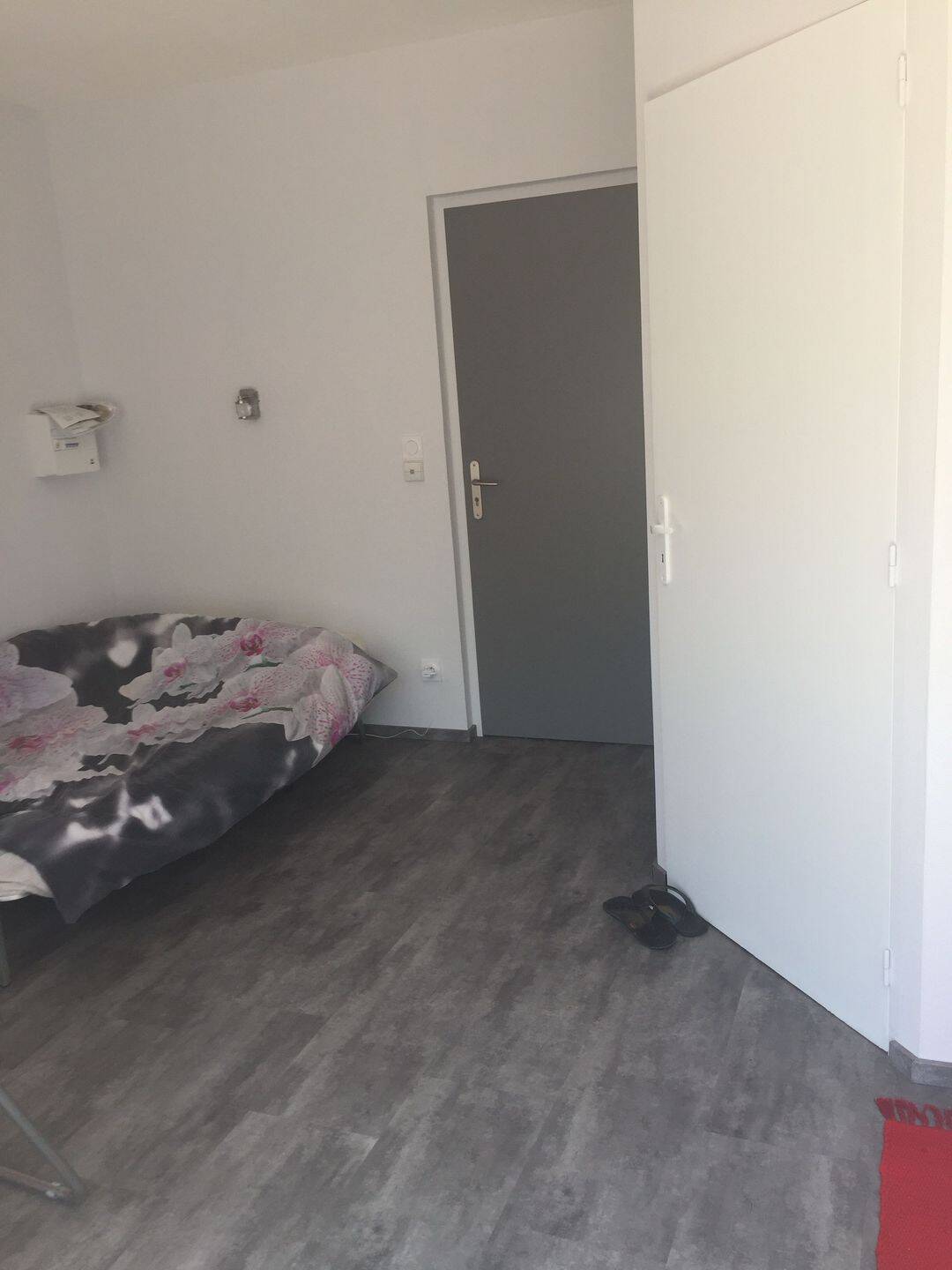 Appartement 1 pièce 20 m² · à Saint-Sébastien-de-Morsent · 20 m² · 500 €/mois