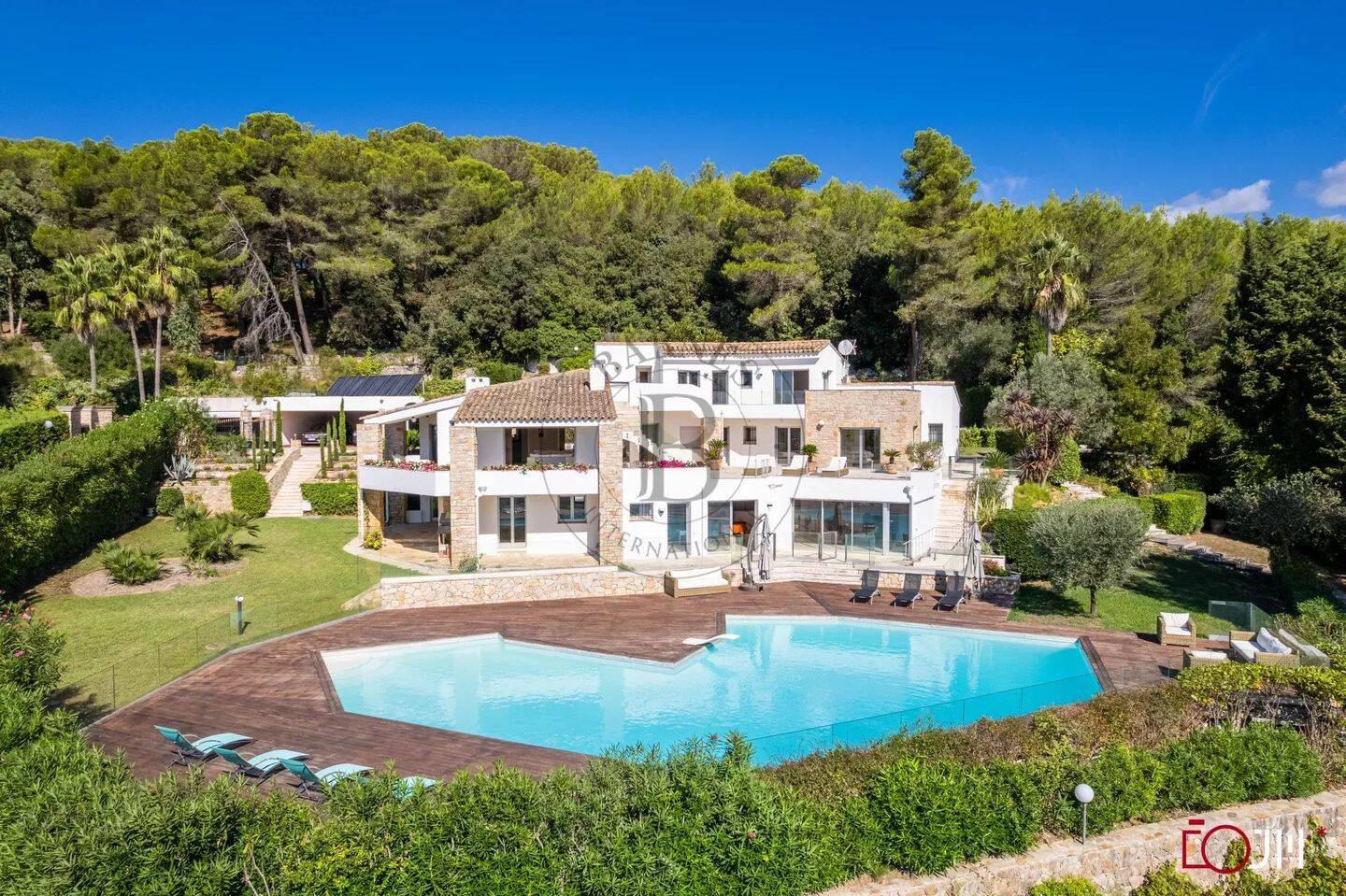 Maison 10 pièces 550 m² · à Mougins · 550 m² · 4 250 000 €