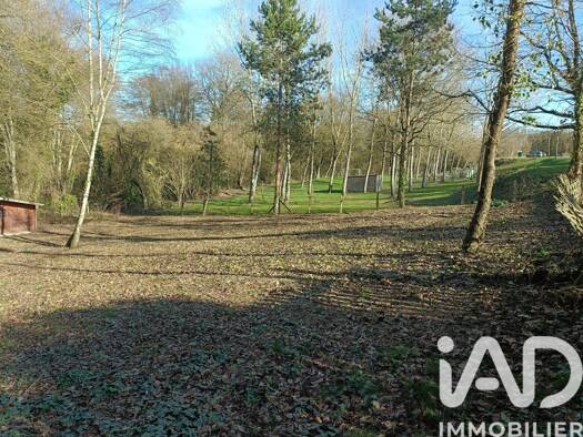 Terrain constructible à vendre 91 400 € 2 210 m² de terrain La Ferrière 37110