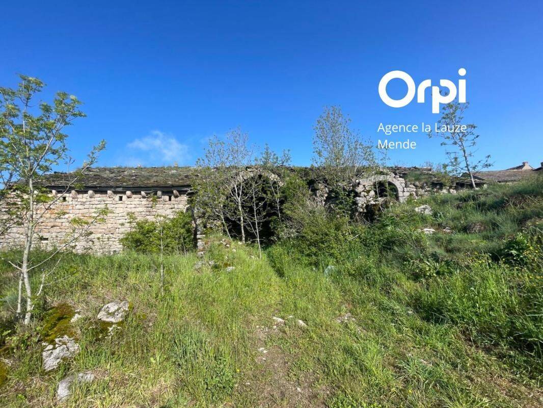 Terrain de 700 m² à Saint-Étienne-du-Valdonnez - photo 2
