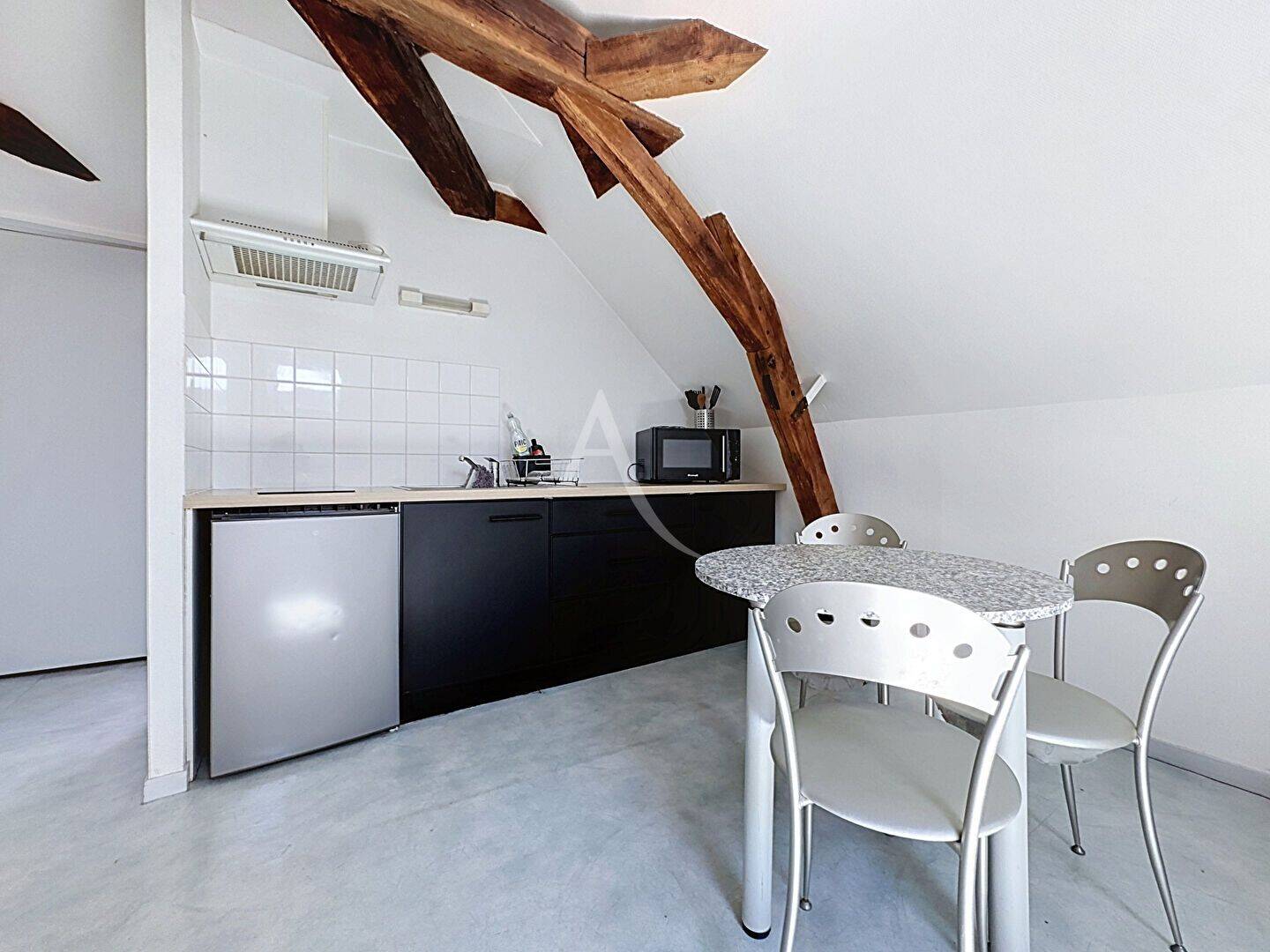 Appartement 1 pièce 19 m² · à Laval · 18,9 m² · 460 €