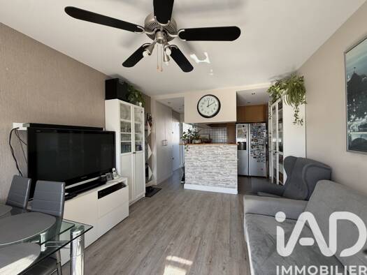 Appartement à vendre 265 000 € 4 pièces 3 chambres 61 m² Étage 7/11 Clos Langlois Vitry-sur-Seine 94400