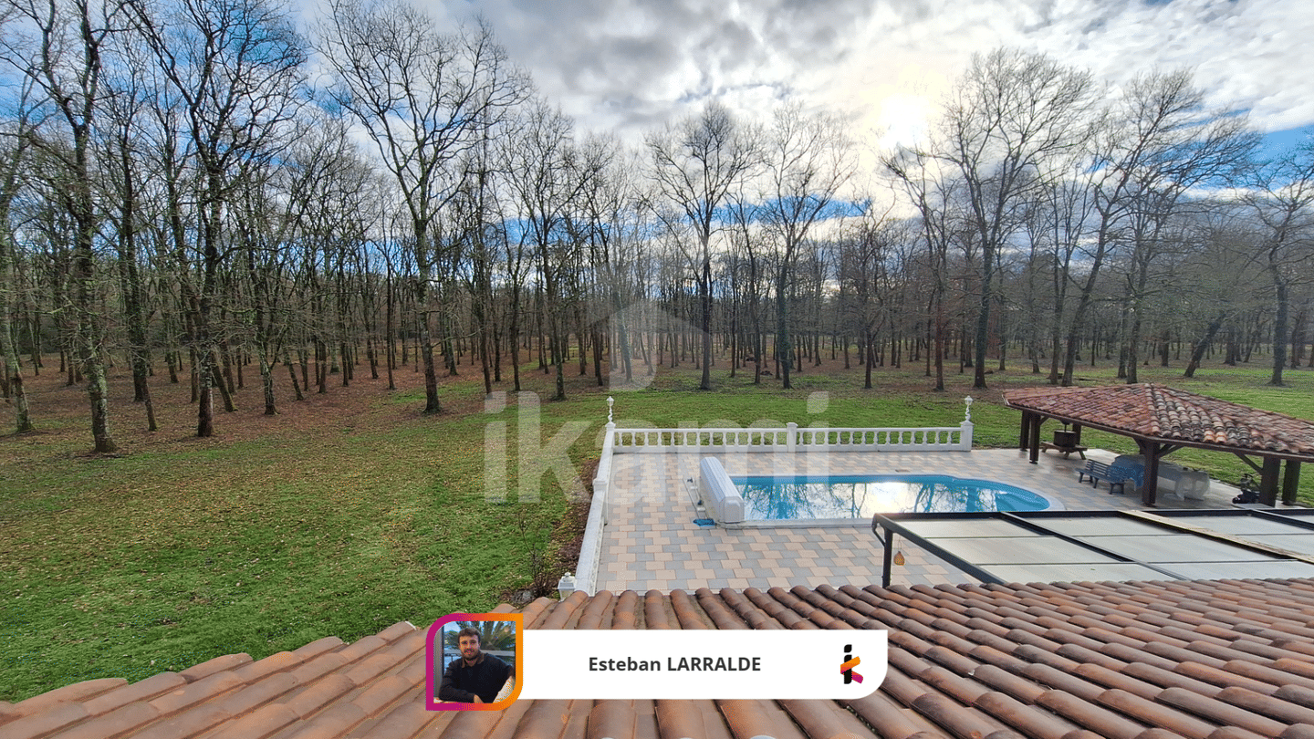 Maison 7 pièces 328 m² · à Aurice · 328 m² · 615 000 €