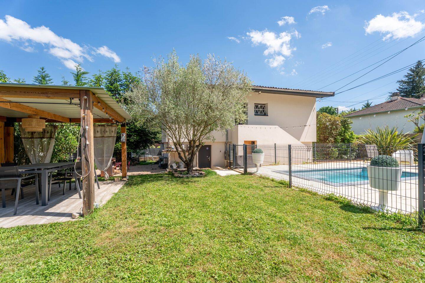 Maison 5 pièces 110 m² · à Limas · 110 m² · 399 000 €