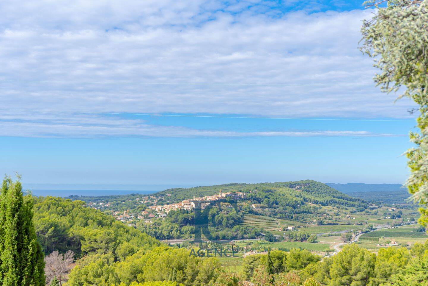 Maison 10 pièces 316 m² · à Le Castellet · 316,2 m² · 1 990 000 €