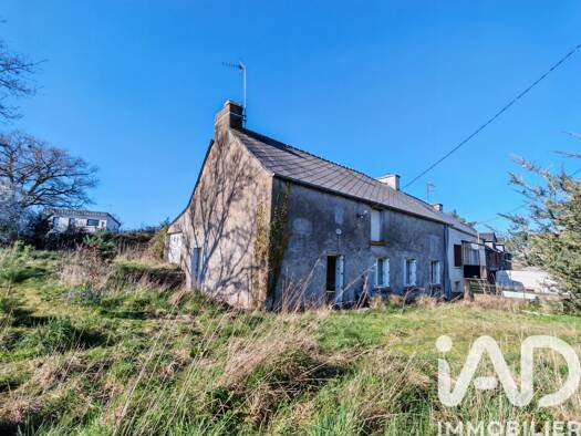 Maison à vendre 75 000 € 4 pièces 3 chambres 71 m² 5 097 m² de terrain Loyat 56800