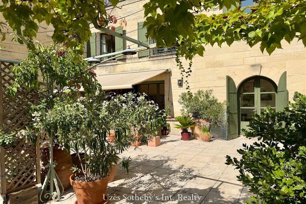 Appartement 5 pièces 256 m² · à Uzès · 256 m² · 790 000 €