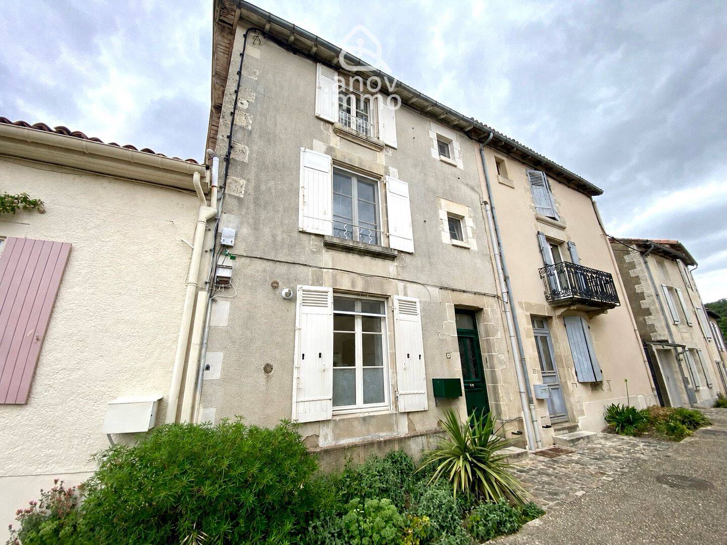 Maison 6 pièces 115 m² · à Saint-Benoît · 115 m² · 265 000 €