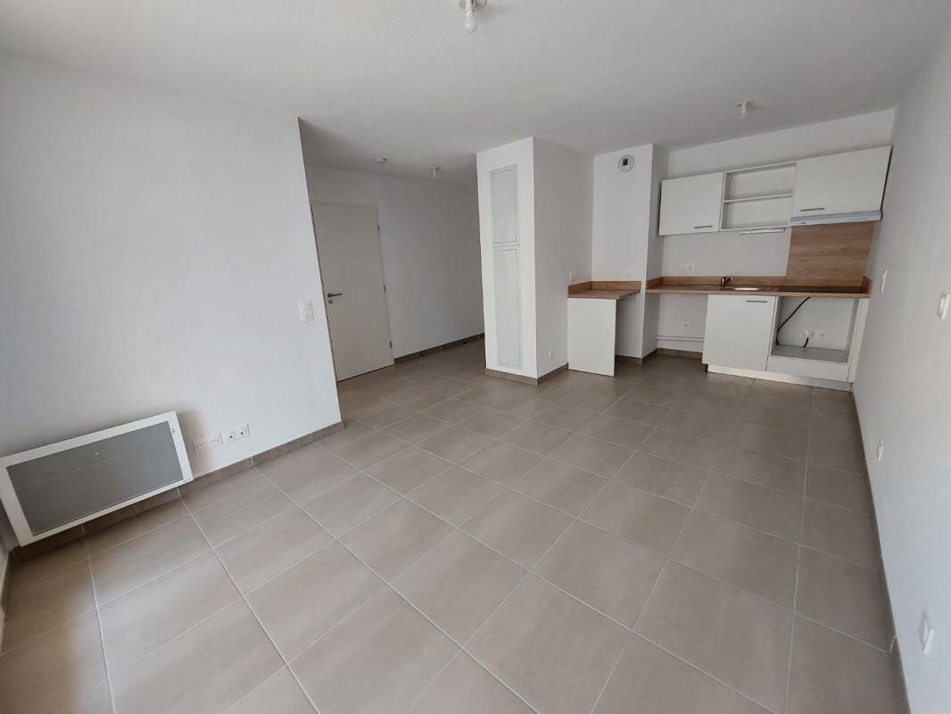 Appartement 2 pièces 42 m² · à Nîmes · 42 m² · 599 €/mois
