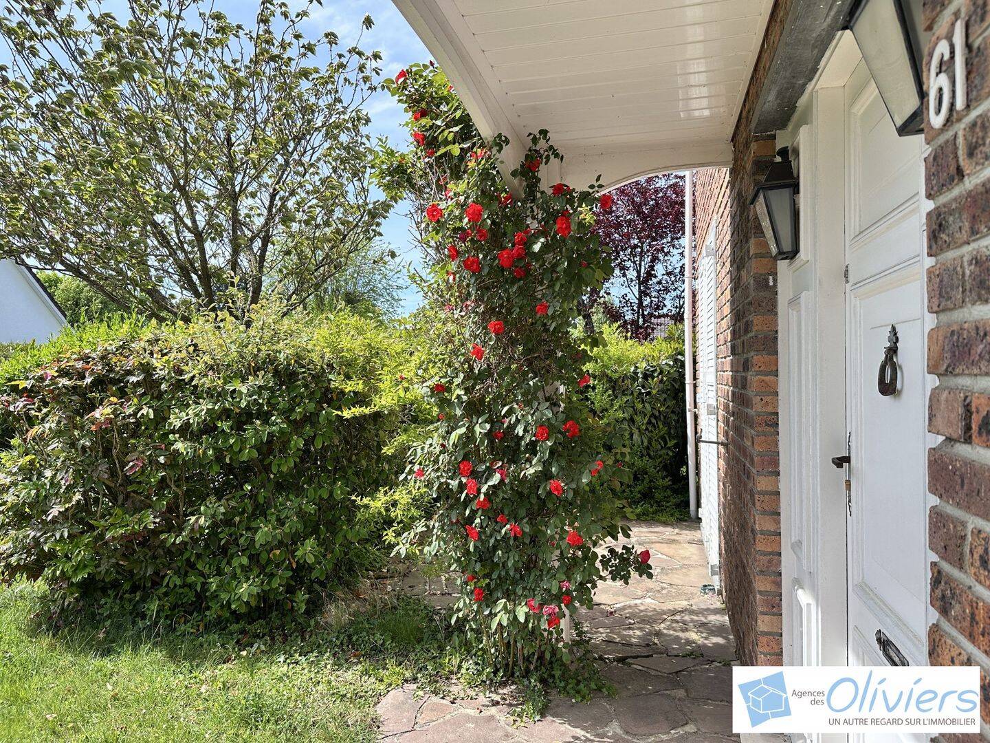 Maison 7 pièces 152 m² · à Voisins-le-Bretonneux · 152 m² · 627 000 €
