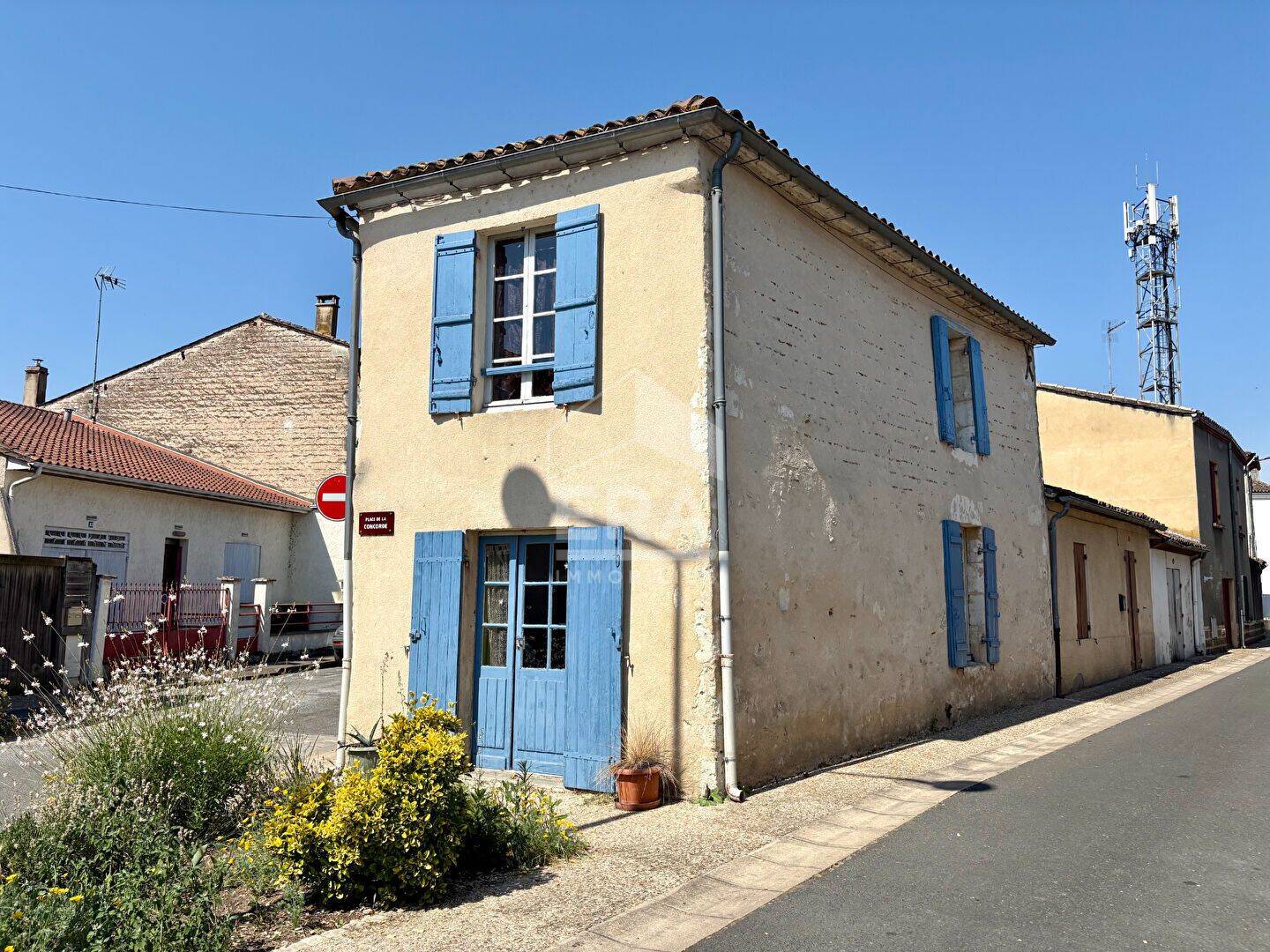 Maison 3 pièces 89 m² · à Sainte-Foy-la-Grande · 89 m² · 99 000 €