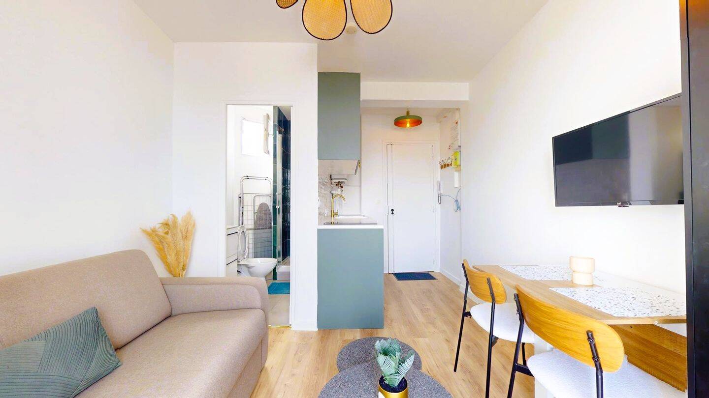 Appartement 1 pièce 14 m² · à Paris 20ème Arrondissement · 14 m² · 943 €