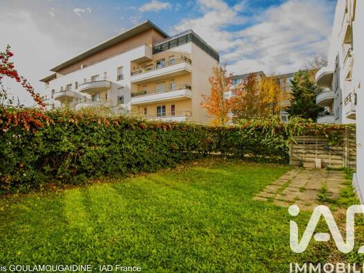 Appartement à vendre 243 000 € 4 pièces 3 chambres 87 m² RDC/4 Camus Cocteau Trappes 78190