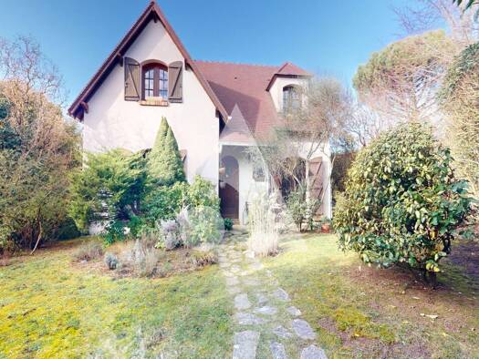 Maison à vendre 377 000 € 7 pièces 3 chambres 103 m² 1 000 m² de terrain Itteville 91760