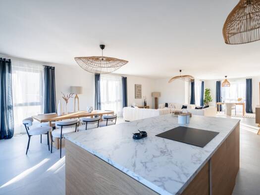 Appartement à vendre 840 000 € 4 pièces 3 chambres 166 m² Étage 3/3 Centre Champagne-au-Mont-d'Or 69410