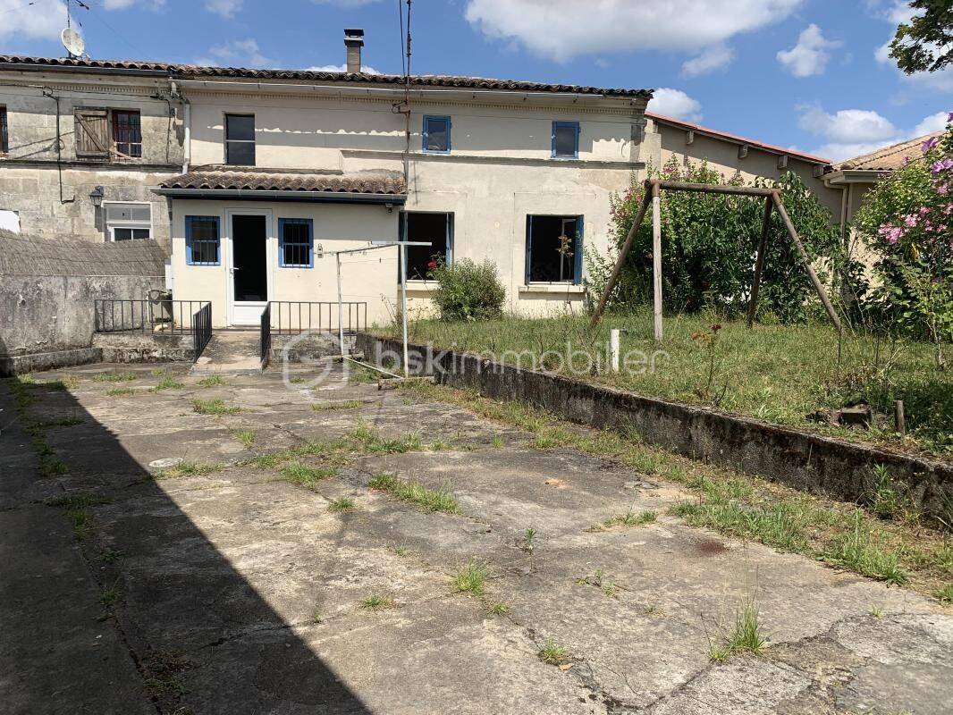 Maison 3 pièces 64 m² · à Cercoux · 64 m² · 50 000 €