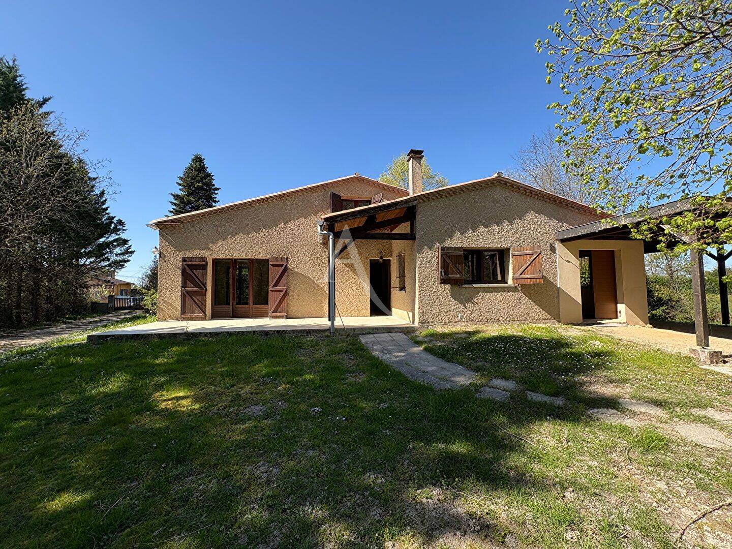 Maison 7 pièces 153 m² · à Nègrepelisse · 153 m² · 249 000 €